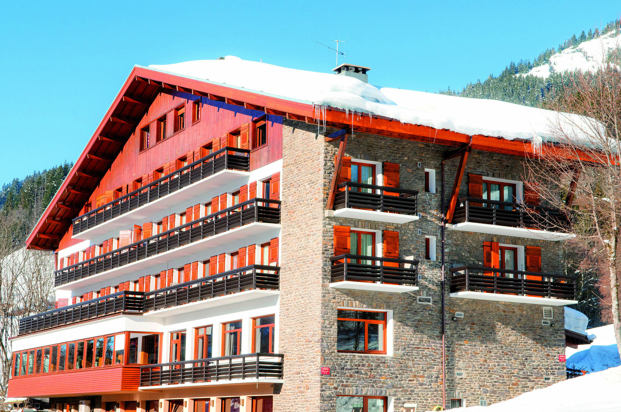 Hotel Vacances Bleues Les Chalets Du Prariand เมอแฌฟ ภายนอก รูปภาพ