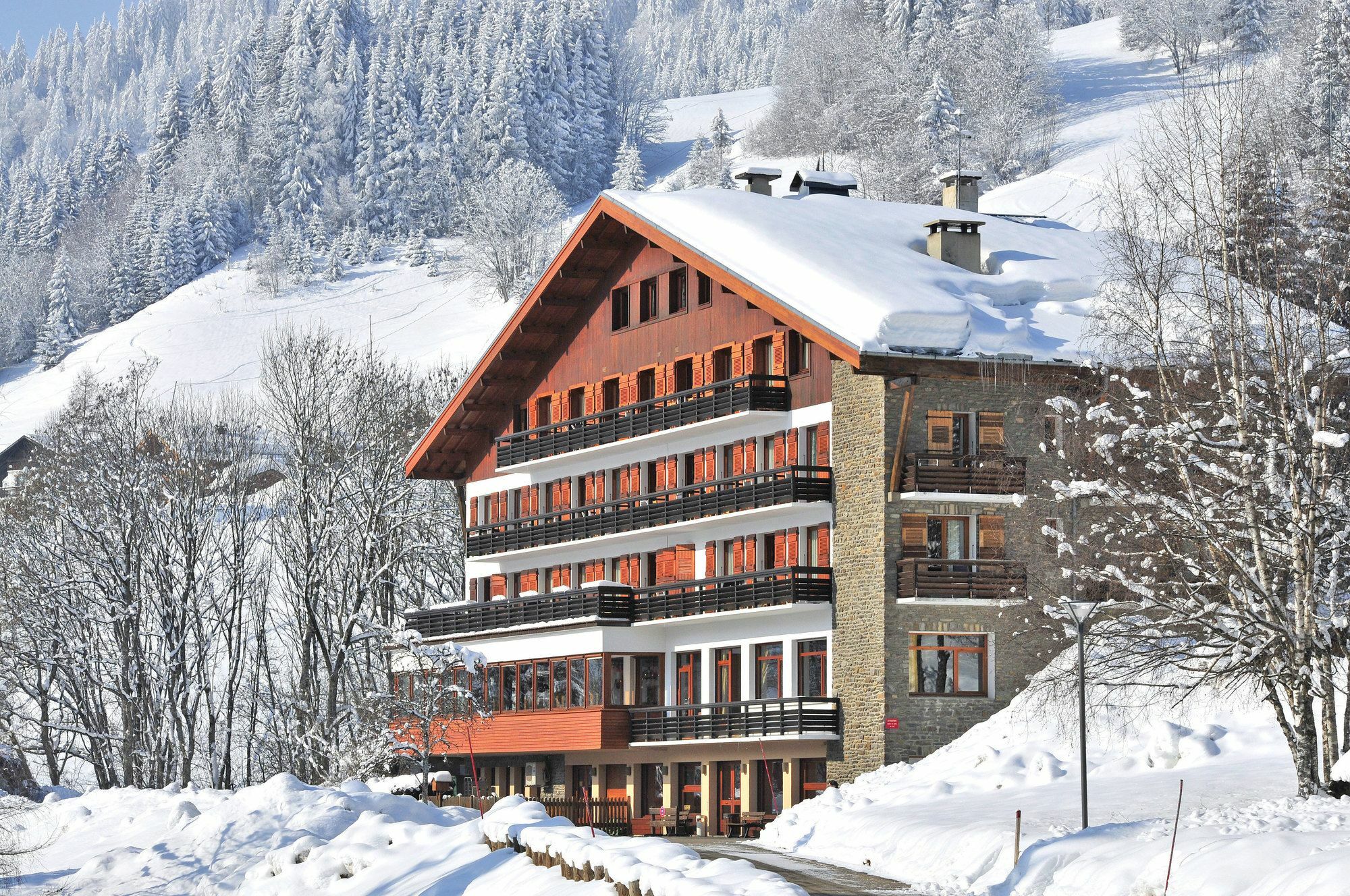 Hotel Vacances Bleues Les Chalets Du Prariand เมอแฌฟ ภายนอก รูปภาพ